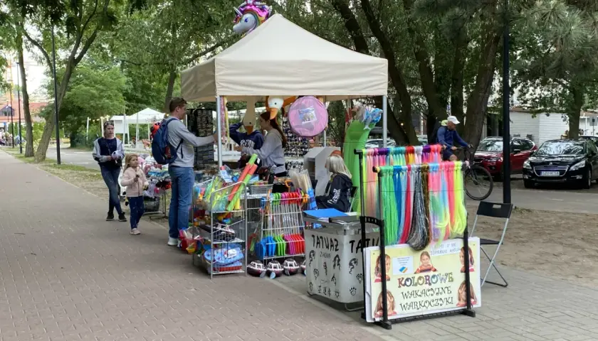 Ile kosztuje warkoczyk nad morzem? Sprawdź ceny i porady