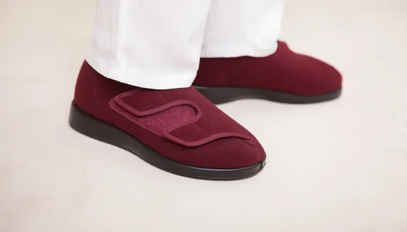 Ted Baker Schuhe: Stil, Passform, Pflege Ihr Experten-Guide