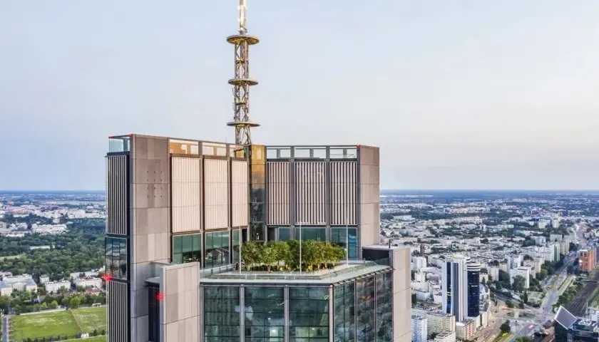 Jak nazywa się najwyższy budynek w Polsce? Odkryj Varso Tower w Warszawie