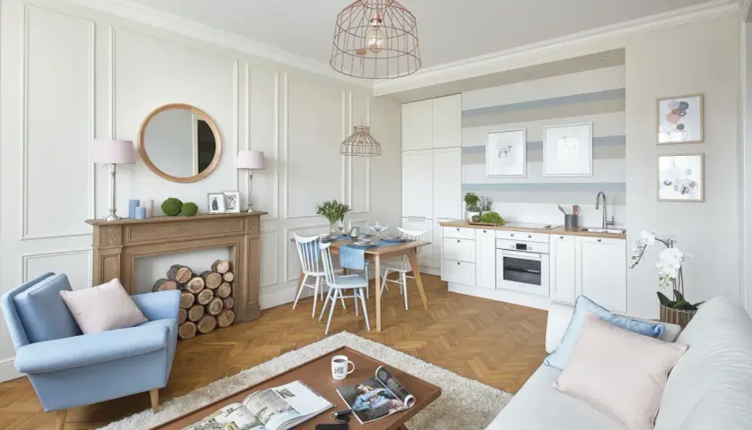 Jak umeblować mały salon z jadalnią? 10 trików ekspertki!