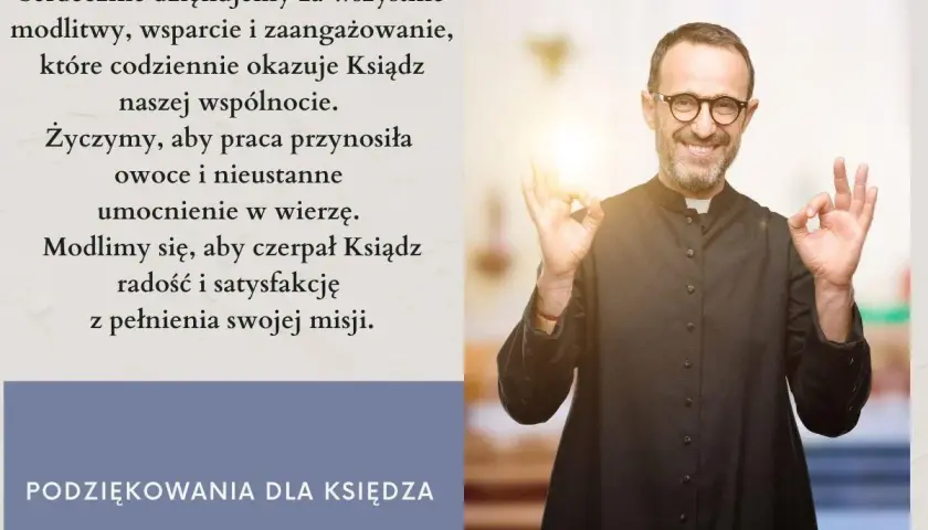 Uśmiechnięty ksiądz w sutannie pokazuje gest "OK". Podziękowania dla księdza za modlitwy i wsparcie. Jak podziękować księdzu?