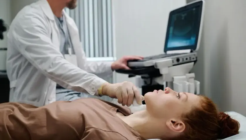 Jaki lekarz kieruje na badanie dopplera? Sprawdź, kto może pomóc