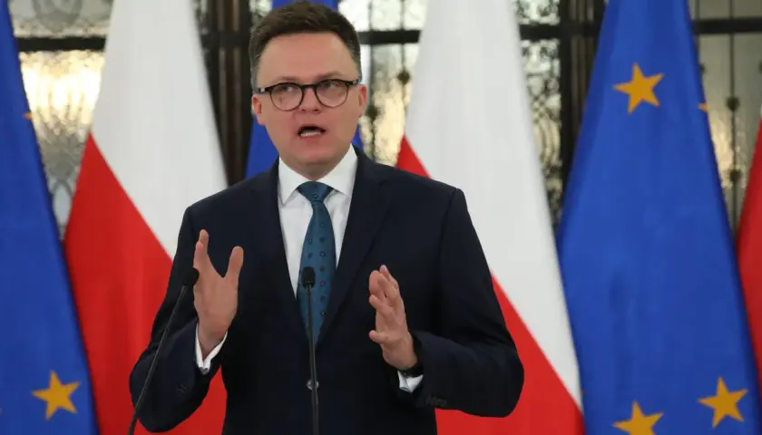 Kto jest obecnie marszałkiem sejmu? Poznaj Szymona Hołownię i jego rolę