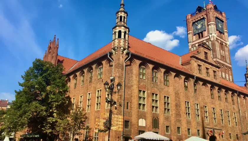 Toruń atrakcje: Odkryj najważniejsze miejsca, które musisz zobaczyć