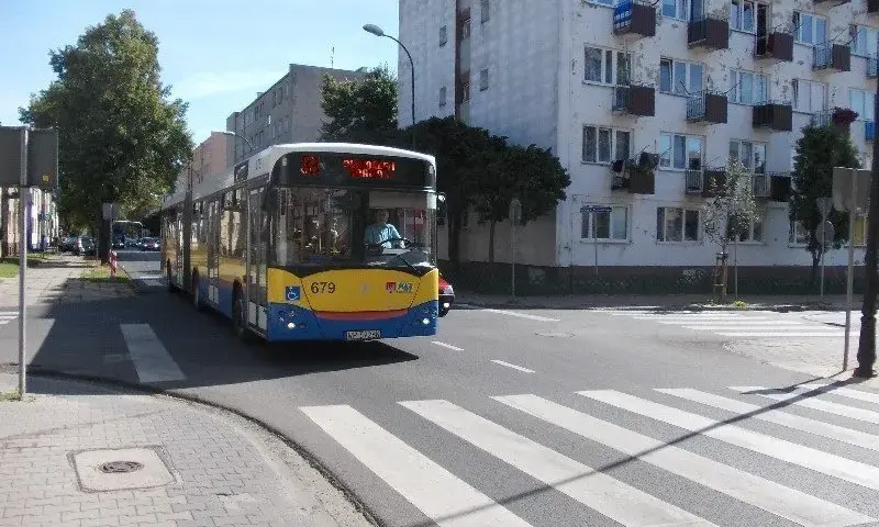 Płomiński Travel - sprawdź, skąd odjeżdżają autobusy i przystanki