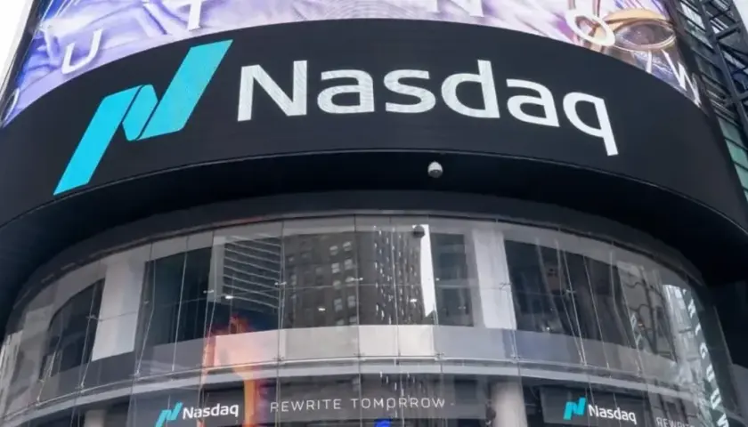 Godziny giełdy USA (NYSE, NASDAQ) w Polsce: 14:30 czy 15:30?