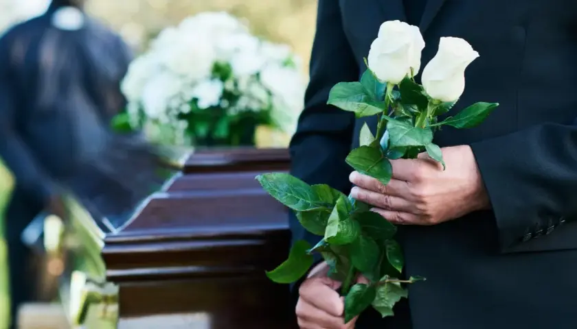 Czy w ciąży można iść na pogrzeb? Bezpieczne uczestnictwo i emocje