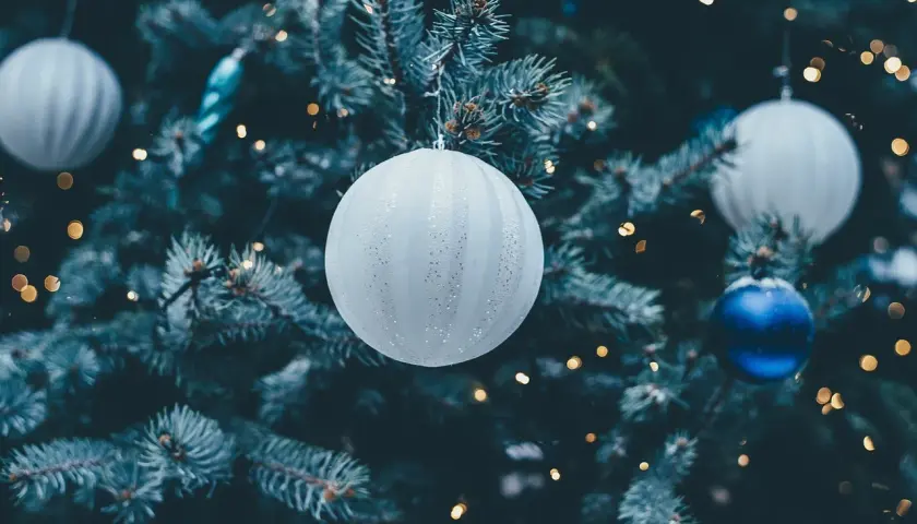 Bombki choinkowe - jak wybrać najlepsze?