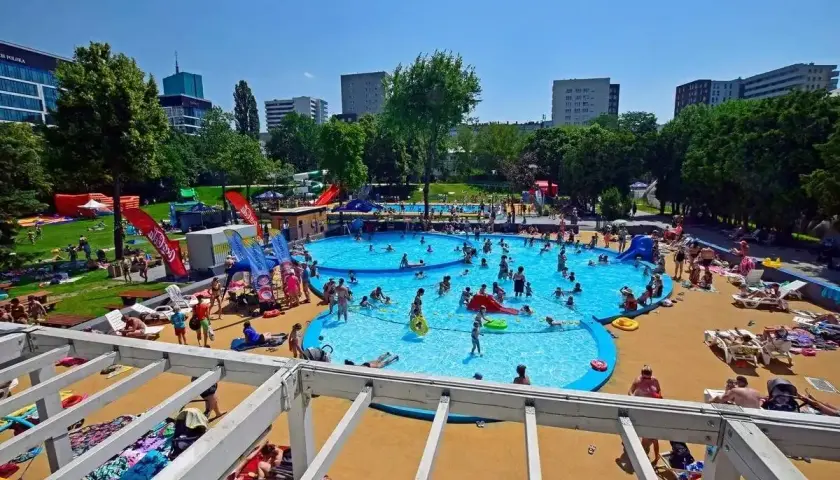 Warszawa z dzieckiem: 20+ pomysłów na niezapomnianą przygodę!