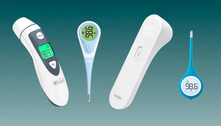 Fyra digitala termometrar, varav en är en termometer bäst i test, visar olika temperaturer.