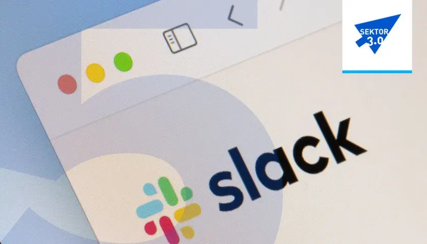 Logo Slack na ekranie komputera. Dowiedz się, slack co to za narzędzie do komunikacji w pracy.