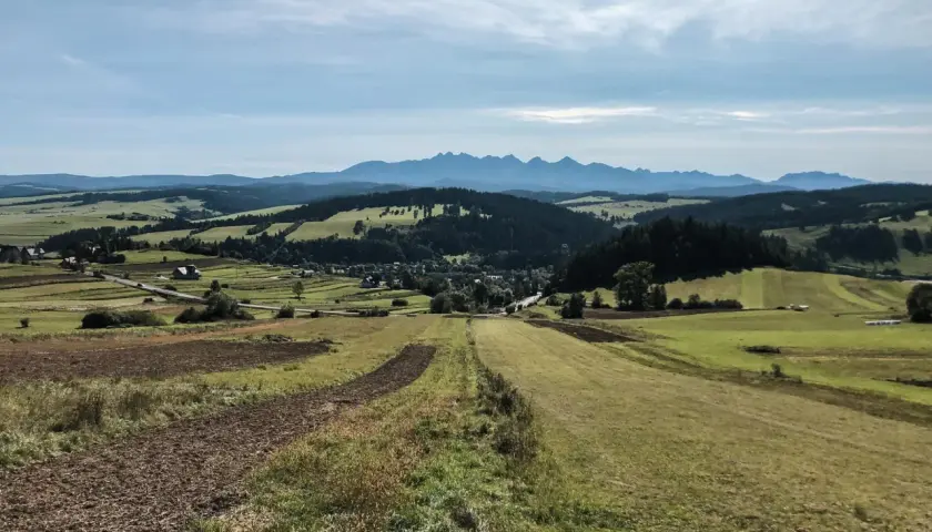Jezioro Czorsztyńskie: Camping i kamper jak zaplanować wyjazd?