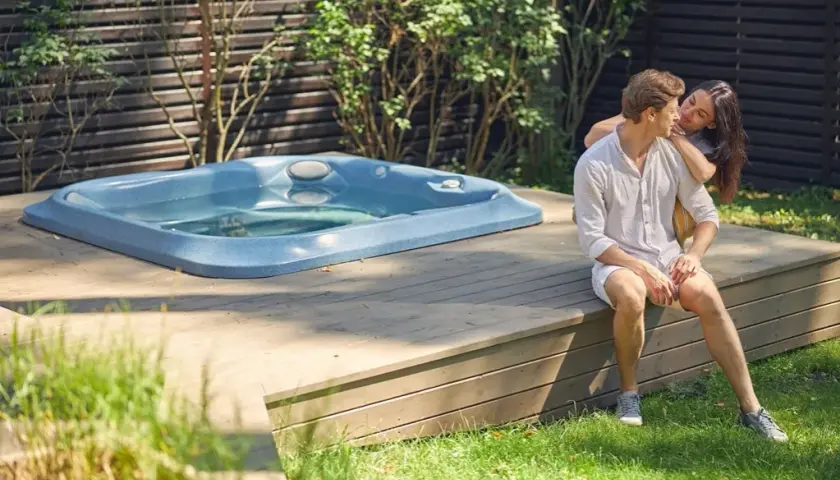 Jaka chemia do jacuzzi ogrodowego? Poradnik czystej i bezpiecznej wody