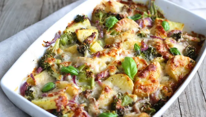 Proste i pyszne przepisy na zapiekankę z kalafiorem Jamie Oliver