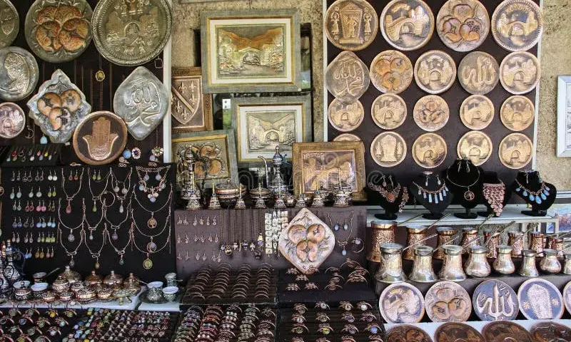 Mostar: Pamiątki i zakupy. Jak znaleźć prawdziwe skarby?
