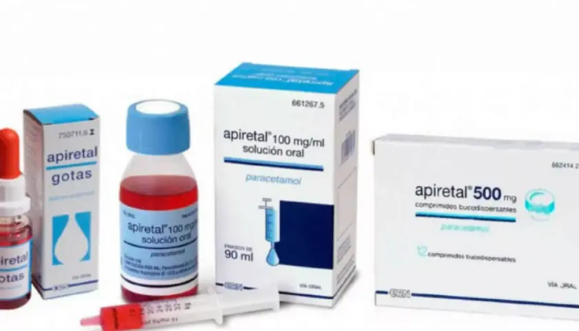 Apiretal es paracetamol, no ibuprofeno. Se muestran diferentes presentaciones: gotas, solución oral y comprimidos bucodispersables.