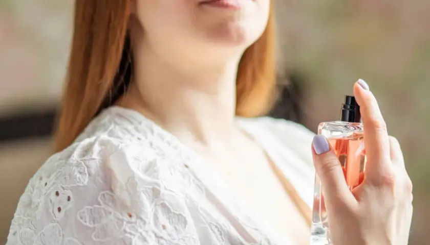 Tester perfum czy woda toaletowa? Poznaj kluczowe różnice