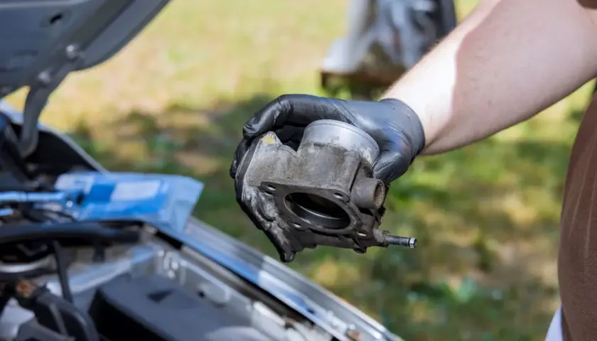 Objawy uszkodzonej przepustnicy diesel – nie ignoruj tych sygnałów