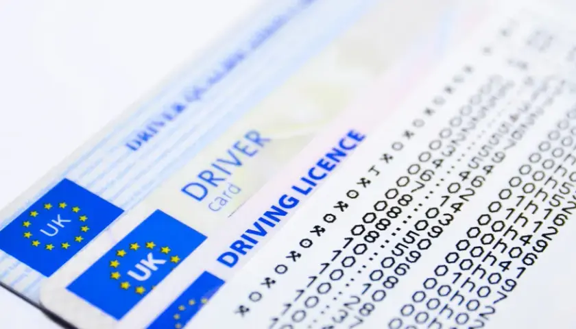 Gdzie wysłać kartę kierowcy? Kluczowe informacje i dokumenty potrzebne