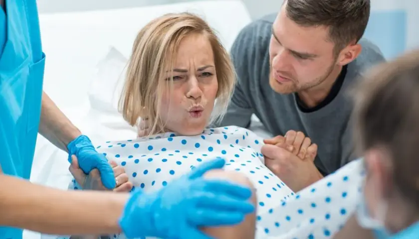 Czy trzeci poród mniej boli? Fakty i mity o bólu porodowym