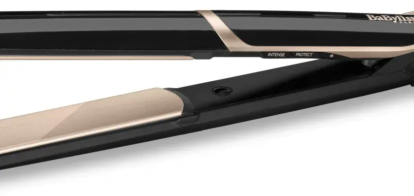 Elegancka czarno-złota prostownica BaByliss Paris, która nie niszczy włosów, z trybami Intense i Protect.