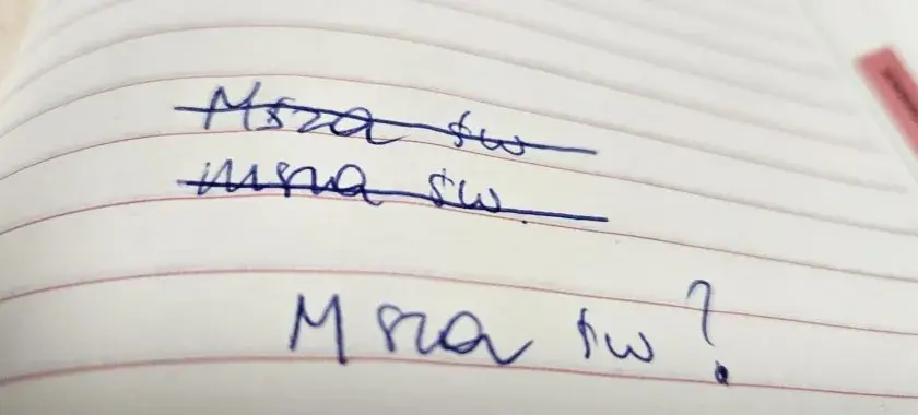 Pisownia "święta": Wielką czy małą literą? Poznaj raz na zawsze zasady!