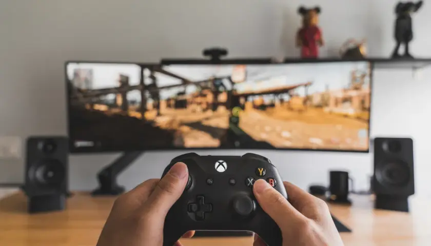 Kontrowersyjne mechaniki: lootboxy, battle passy i granica między taktyką a hazardem
