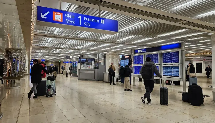 Jak łatwo poruszać się po lotnisku we Frankfurcie - poradnik dla każdego