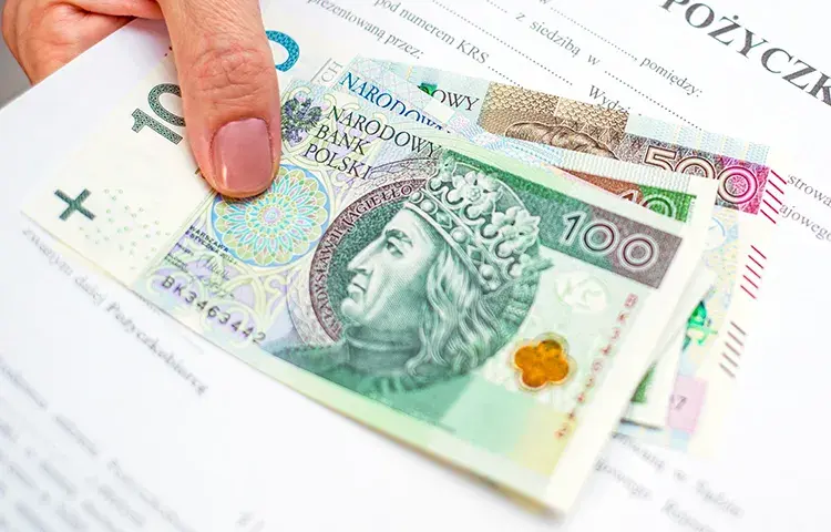Czy przy wcześniejszej spłacie kredytu bank zwraca odsetek? Sprawdź swoje prawa!