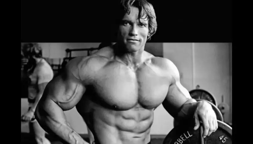Gdzie urodził się Arnold Schwarzenegger? Zaskakujące fakty z życia!