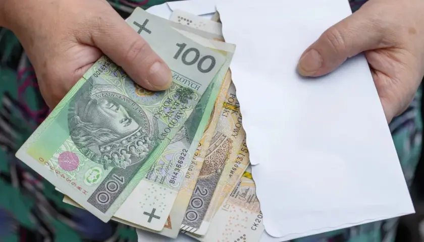 Czy przy rencie rodzinnej należy się trzynastka? Sprawdź szczegóły!