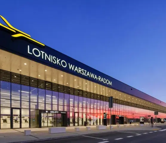 Lotnisko w Radomiu kiedy otwarcie? Wszystko o inauguracji i historiach