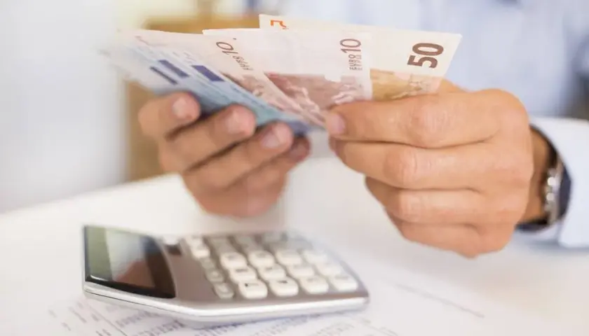 1071 euro brutto - ile wynosi netto? Sprawdź dokładne obliczenia