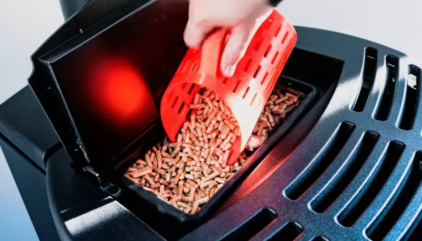 Co lepsze: pellet czy ekogroszek? Porównanie kosztów i efektywności