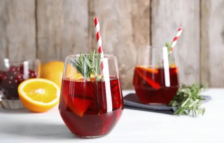 Jaki sok żurawinowy do drinków - wybierz najlepszy smak dla siebie