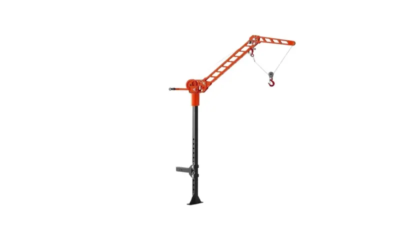 Ein kompakter, orangefarbener kran für anhängerkupplung mit Haken und Seil, ideal für den Transport.