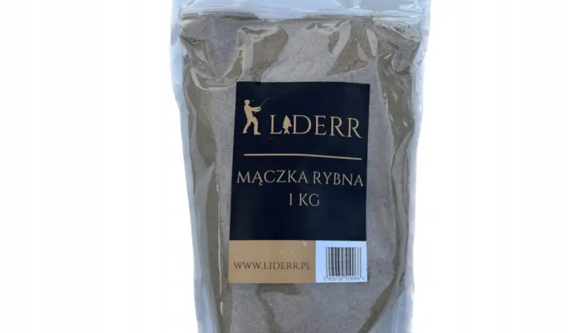 Opakowanie mączki rybnej 1 kg LADER. Idealna do zanęt wędkarskich, przyciąga ryby z daleka.