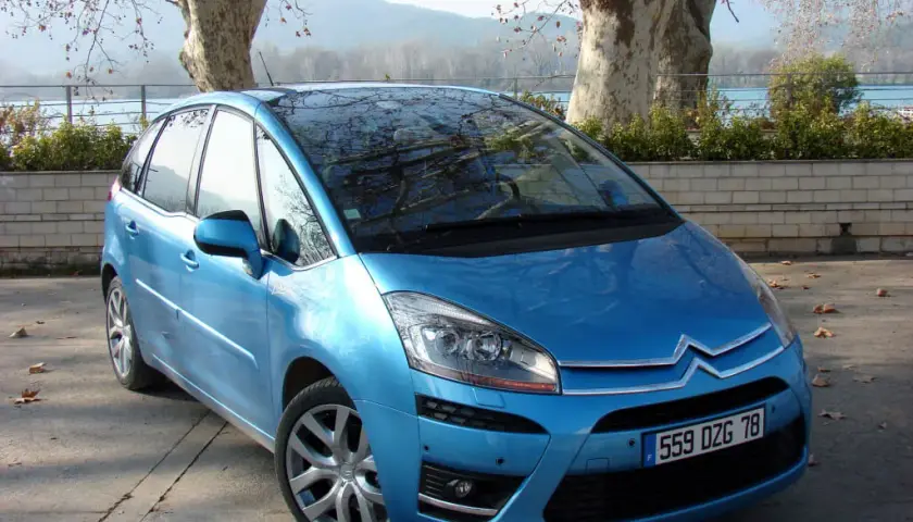 Ile płynu do chłodnicy Citroen C3? Odkryj, jak uniknąć problemów