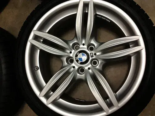Jakie ET felg do BMW E60? Sprawdź, aby uniknąć problemów z dopasowaniem
