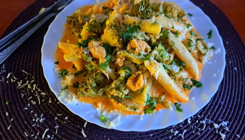 Pyszny makaron penne z brokułami - 5 wyjątkowych przepisów na obiad