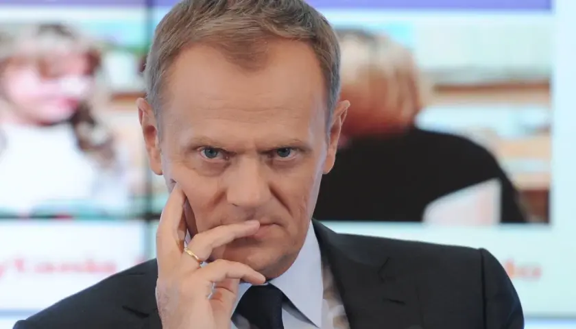 Ile zarabia Tusk? Zaskakujące szczegóły jego dochodów jako premiera