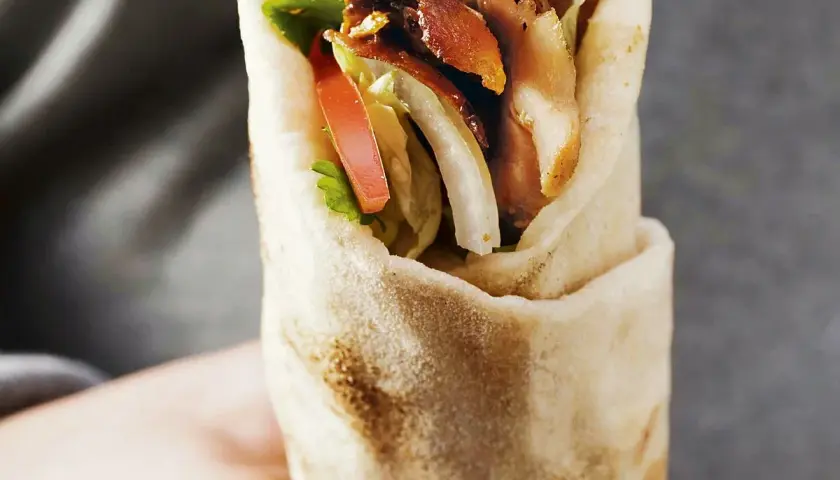 Kebab: Jak zamówić zdrową wersję i ile ma kalorii?