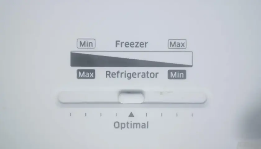 Jaka temperatura w lodówce Samsung? Ustawienia + triki eksperta
