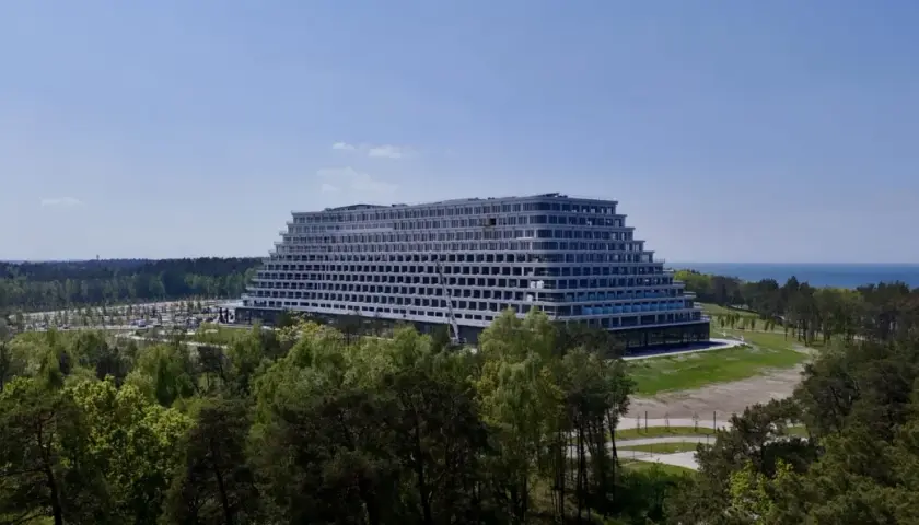 Hotel Gołębiewski Pobierowo: Otwarcie w 2026? Sprawdź najnowsze!