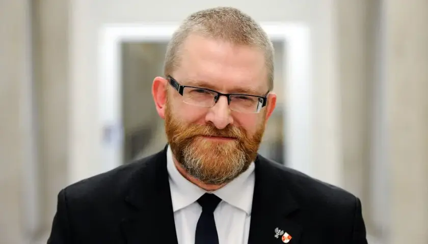 Grzegorz Braun: Gdzie mieszka? Rzeszów, Warszawa i prywatność posła