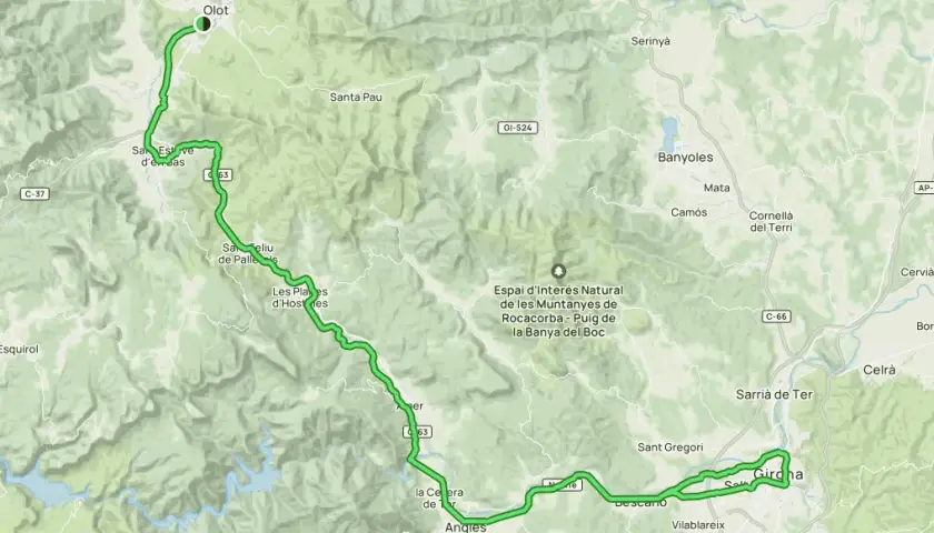 Mapa de la ruta volcanes Olot, recorriendo parajes naturales y pueblos como Santa Pau y Banyoles.