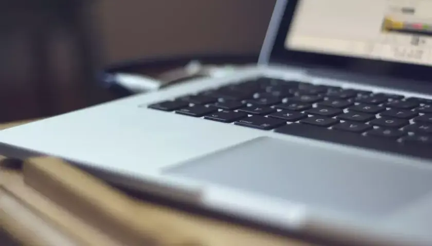 Czy terapia online ma sens? Odkryj jej skuteczność i korzyści