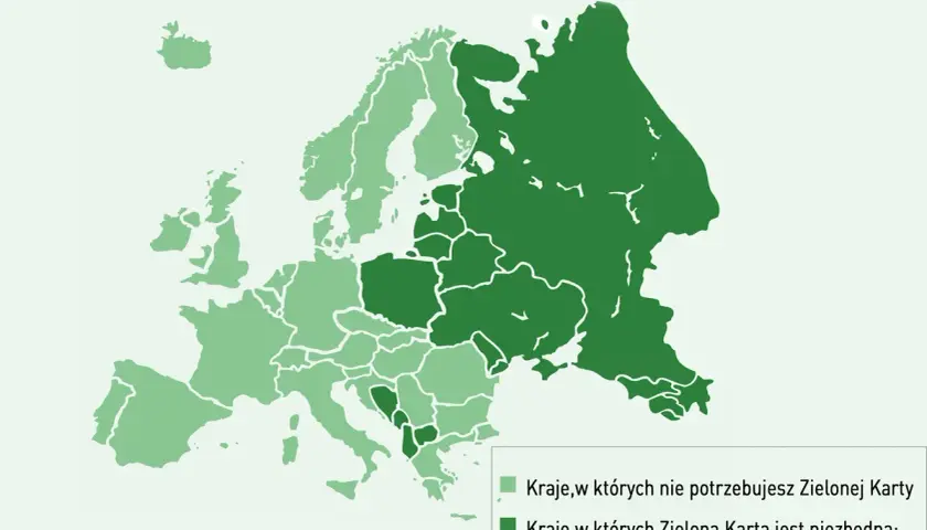 Mapa Europy z zaznaczonymi krajami, gdzie Zielona Karta jest wymagana (ciemnozielony) lub nie (jasnozielony).