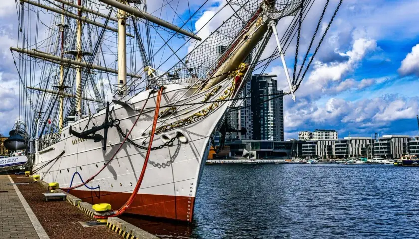 Gdynia z dziećmi: Odkryj najlepsze atrakcje na każdą pogodę