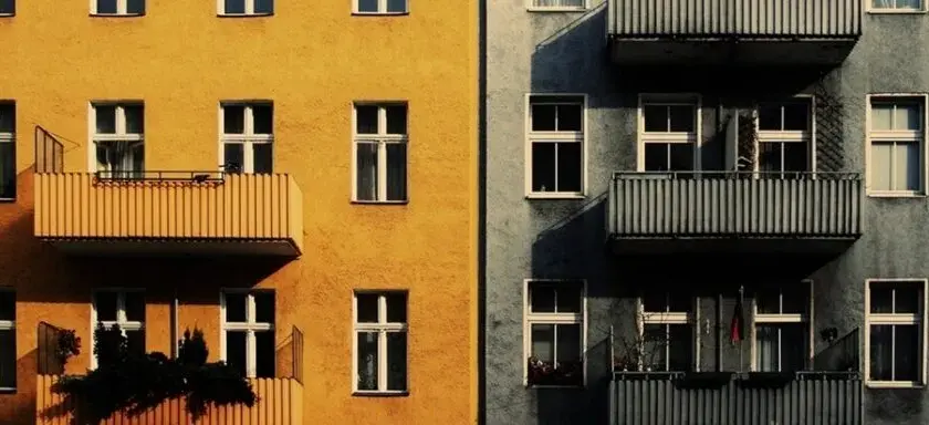 Co to są media w wynajmie mieszkania? Uniknij nieprzyjemnych kosztów